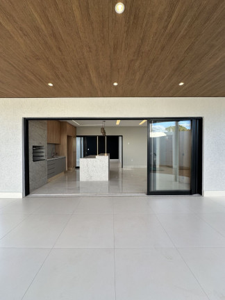 Imagem Casa com 3 Quartos à Venda, 177 m² em Setor Três Marias - Goiânia Imagem Casa com 3 Quartos à Venda, 177 m² em Setor Três Marias - Goiânia