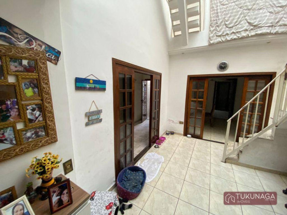 Imagem Casa com 3 Quartos à Venda, 325 m² em Jardim Vila Galvão - Guarulhos Imagem Casa com 3 Quartos à Venda, 325 m² em Jardim Vila Galvão - Guarulhos