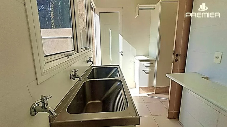 Imagem Casa com 4 Quartos à Venda, 400 m² em Anhangabaú - Jundiaí