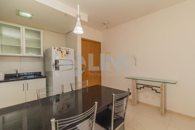 Imagem Apartamento com 2 Quartos à Venda, 65 m² em Petrópolis - Porto Alegre