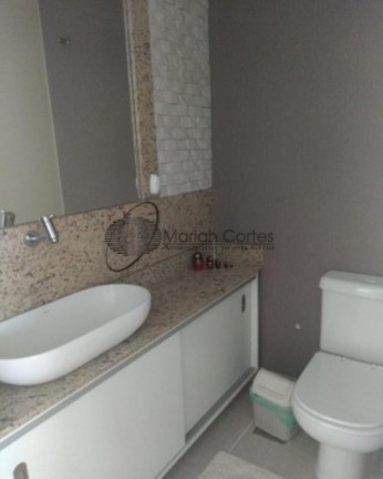 Imagem Imóvel com 2 Quartos à Venda, em Icaraí - Niterói Imagem Imóvel com 2 Quartos à Venda, em Icaraí - Niterói