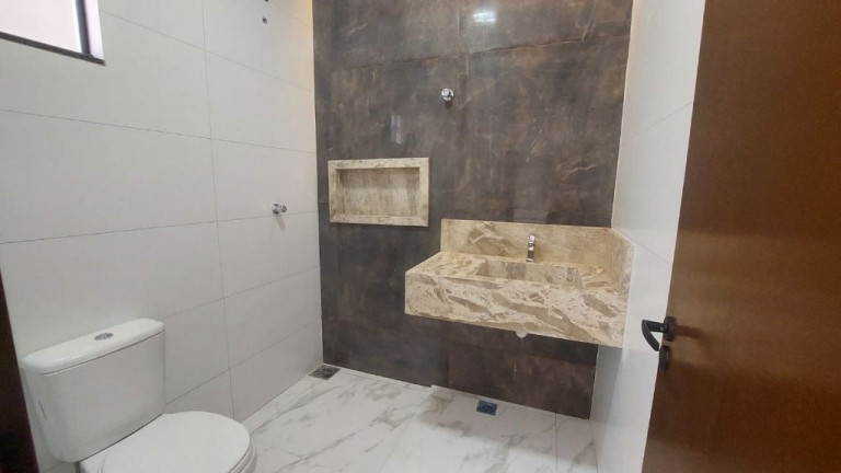 Imagem Casa com 3 Quartos à Venda, 170 m² em Setor Faiçalville - Goiânia Imagem Casa com 3 Quartos à Venda, 170 m² em Setor Faiçalville - Goiânia
