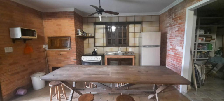 Imagem Sobrado com 4 Quartos à Venda, 900 m² em Capão Novo - Capao Da Canoa