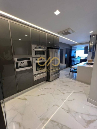 Imagem Apartamento com 4 Quartos à Venda, 250 m² em Canto Do Forte - Praia Grande Imagem Apartamento com 4 Quartos à Venda, 250 m² em Canto Do Forte - Praia Grande