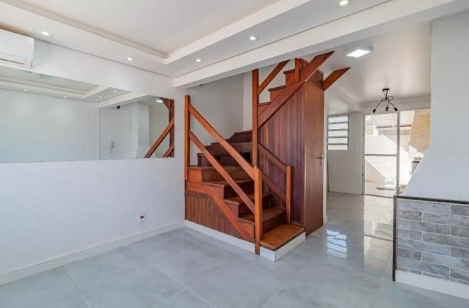 Imagem Casa de Condomínio com 2 Quartos à Venda, 67 m² em Sarandi - Porto Alegre