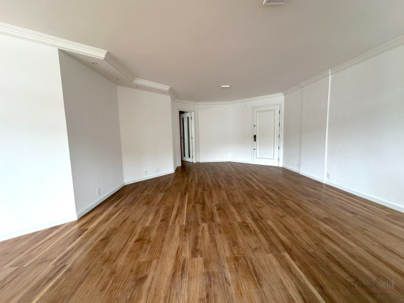 Imagem Apartamento com 3 Quartos à Venda, 197 m² em Centro - Florianópolis Imagem Apartamento com 3 Quartos à Venda, 197 m² em Centro - Florianópolis