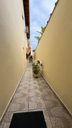 Imagem Sobrado com 5 Quartos à Venda, 150 m² em Barra Da Lagoa - Ubatuba Imagem Sobrado com 5 Quartos à Venda, 150 m² em Barra Da Lagoa - Ubatuba