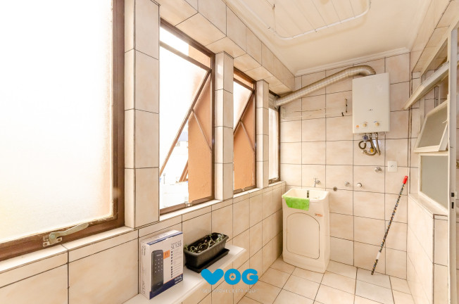 Imagem Imóvel com 2 Quartos à Venda, 72 m² em Santa Cecília - Porto Alegre Imagem Imóvel com 2 Quartos à Venda, 72 m² em Santa Cecília - Porto Alegre