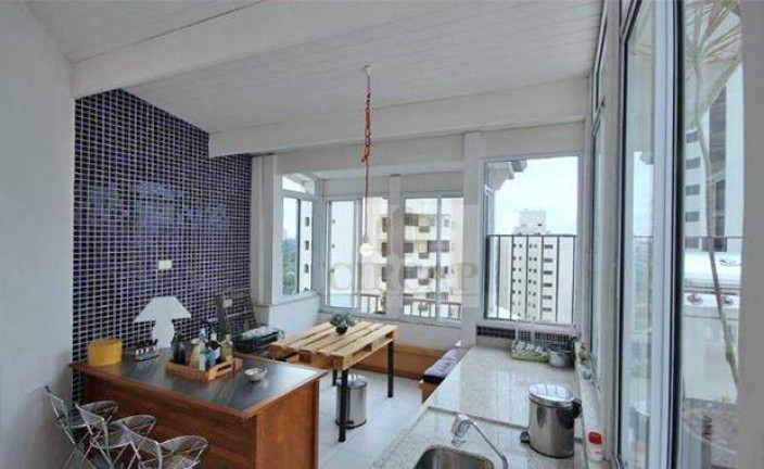 Imagem Cobertura com 3 Quartos à Venda ou Locação, 230 m² em Higienópolis - São Paulo Imagem Cobertura com 3 Quartos à Venda ou Locação, 230 m² em Higienópolis - São Paulo
