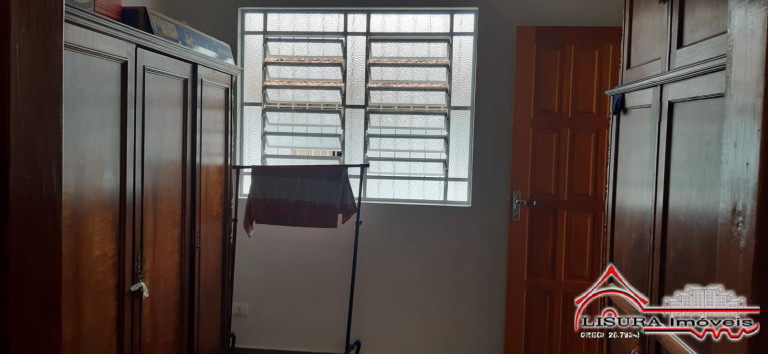 Imagem Casa com 3 Quartos à Venda, 230 m² em Centro - Jacareí Imagem Casa com 3 Quartos à Venda, 230 m² em Centro - Jacareí