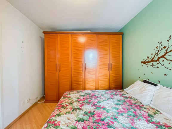 Imagem Imóvel com 3 Quartos à Venda,  em Vila Ipojuca - São Paulo