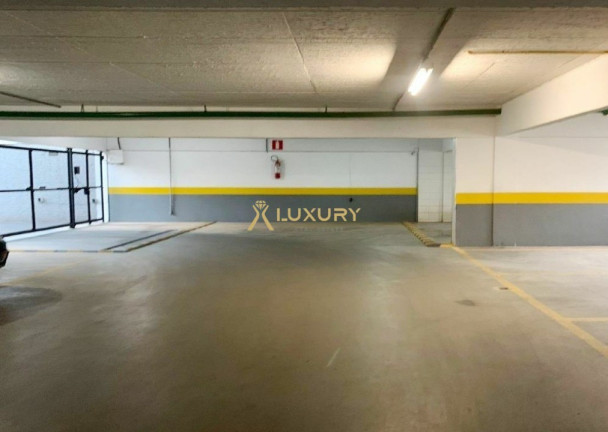 Imagem Imóvel com 4 Quartos à Venda, 160 m² em Belvedere - Belo Horizonte Imagem Imóvel com 4 Quartos à Venda, 160 m² em Belvedere - Belo Horizonte