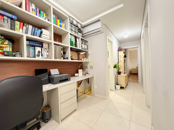 Imagem Imóvel com 3 Quartos à Venda, 84 m² em Bom Retiro - Joinville Imagem Imóvel com 3 Quartos à Venda, 84 m² em Bom Retiro - Joinville