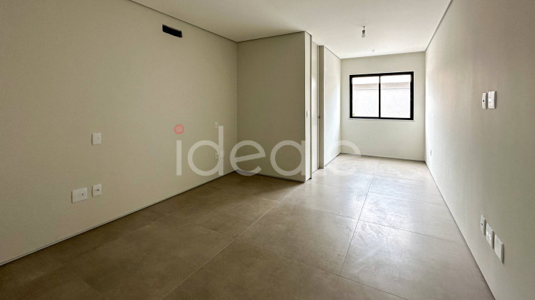 Imagem Casa de Condomínio com 5 Quartos à Venda,  em Barra Da Tijuca - Rio De Janeiro