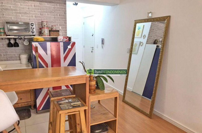 Imagem Apartamento com 1 Quarto à Venda, 34 m² em Centro - Curitiba Imagem Apartamento com 1 Quarto à Venda, 34 m² em Centro - Curitiba