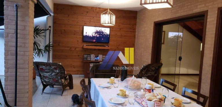 Imagem Casa com 3 Quartos à Venda, 400 m² em Fátima - Pouso Alegre Imagem Casa com 3 Quartos à Venda, 400 m² em Fátima - Pouso Alegre