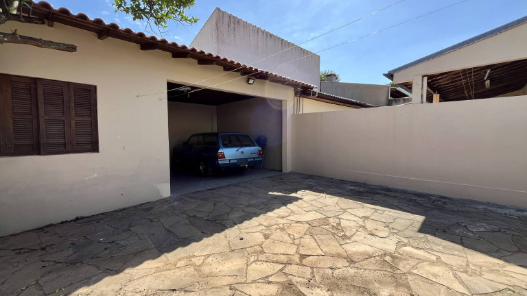 Imagem Casa com 2 Quartos à Venda, 144 m² em Nossa Senhora Das Graças - Canoas Imagem Casa com 2 Quartos à Venda, 144 m² em Nossa Senhora Das Graças - Canoas