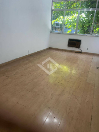 Imagem Apartamento com 1 Quarto à Venda, 55 m² em Copacabana - Rio De Janeiro Imagem Apartamento com 1 Quarto à Venda, 55 m² em Copacabana - Rio De Janeiro