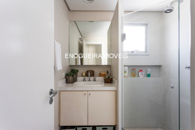 Imagem Imóvel com 2 Quartos à Venda, 192 m² em Pinheiros - São Paulo Imagem Imóvel com 2 Quartos à Venda, 192 m² em Pinheiros - São Paulo