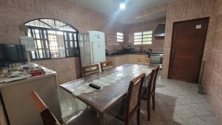Imagem Casa com 1 Quarto à Venda, 300 m² em Das Laranjeiras - Serra Imagem Casa com 1 Quarto à Venda, 300 m² em Das Laranjeiras - Serra