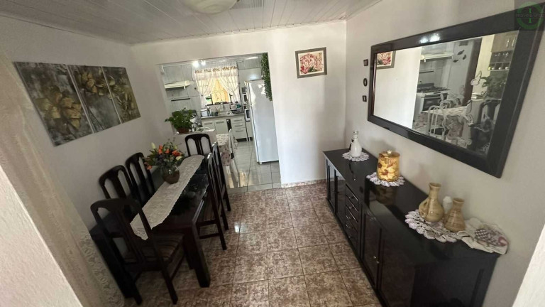 Imagem Casa com 3 Quartos à Venda, 130 m² em Contorno - Ponta Grossa Imagem Casa com 3 Quartos à Venda, 130 m² em Contorno - Ponta Grossa