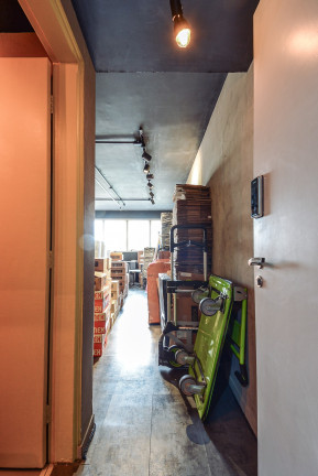 Ponto Comercial à Venda, 27 m² em água Branca - São Paulo