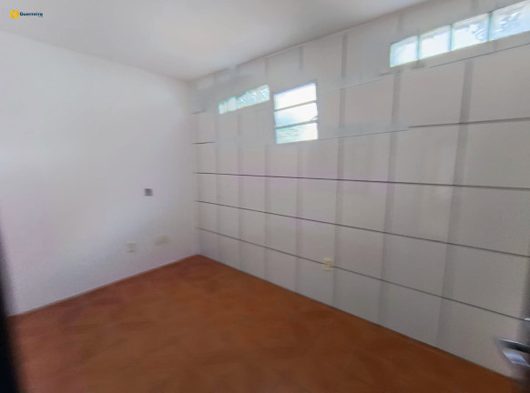 Imagem Casa com 6 Quartos à Venda, 280 m² em Trindade - Florianópolis Imagem Casa com 6 Quartos à Venda, 280 m² em Trindade - Florianópolis