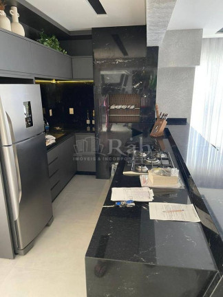 Imagem Cobertura com 4 Quartos à Venda, 228 m² em Meia Praia - Itapema