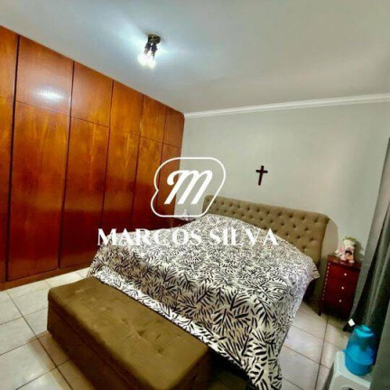 Imagem Casa com 3 Quartos à Venda, 300 m² em Campinas Imagem Casa com 3 Quartos à Venda, 300 m² em Campinas