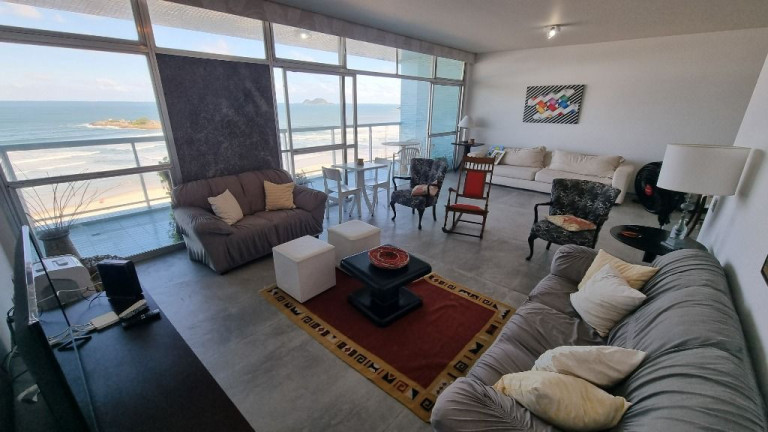 Imagem Apartamento com 3 Quartos à Venda, 198 m² em Pitangueiras - Guarujá