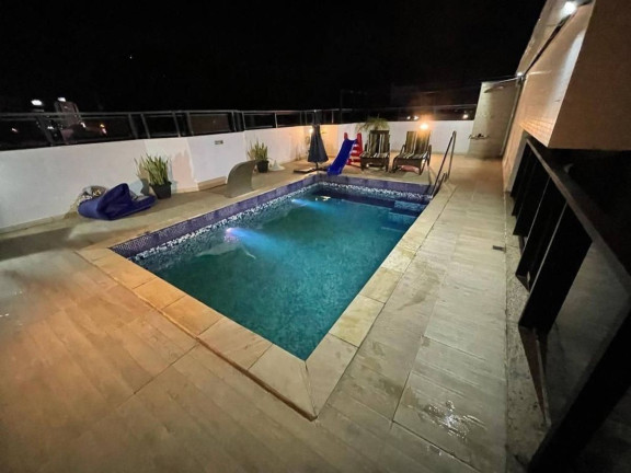 Imagem Cobertura com 3 Quartos à Venda, 245 m² em Estreito - Florianópolis
