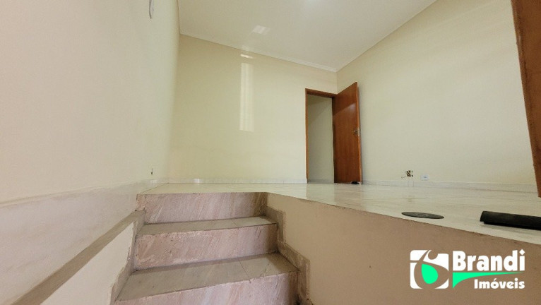 Imagem Sobrado com 6 Quartos para Alugar,  em Vila Alpina - São Paulo