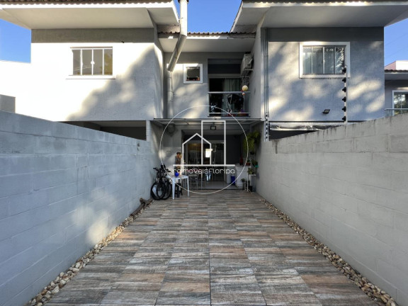 Imagem Casa com 2 Quartos à Venda, 120 m² em São João Do Rio Vermelho - Florianópolis Imagem Casa com 2 Quartos à Venda, 120 m² em São João Do Rio Vermelho - Florianópolis