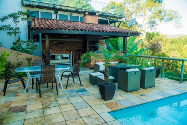Imagem Casa com 4 Quartos à Venda, 435 m² em Itaipu - Niterói