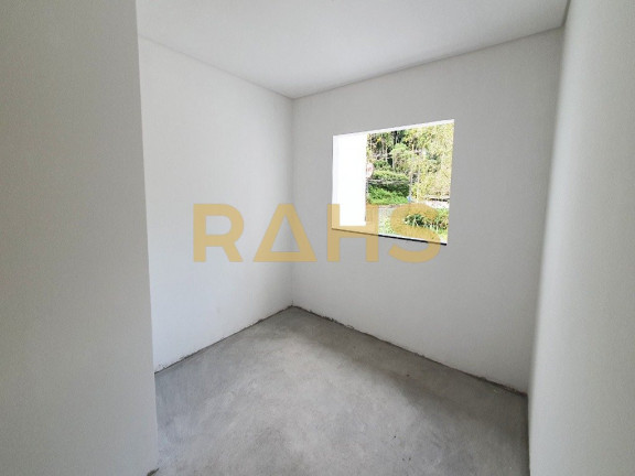 Imagem Casa com 2 Quartos à Venda, 130 m² em América - Joinville Imagem Casa com 2 Quartos à Venda, 130 m² em América - Joinville
