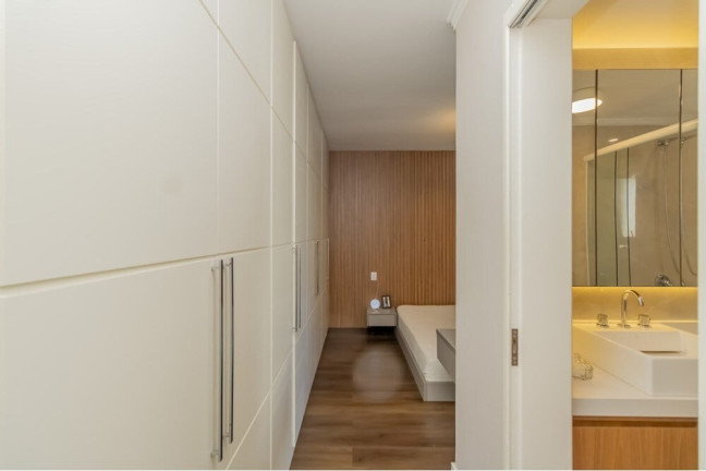Imagem Imóvel com 3 Quartos à Venda, 123 m² em Real Parque - São Paulo Imagem Imóvel com 3 Quartos à Venda, 123 m² em Real Parque - São Paulo