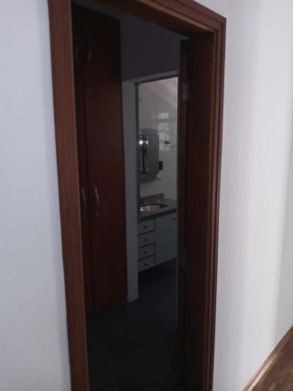 Imagem Sobrado com 3 Quartos à Venda, 180 m² em Centro - Botucatu Imagem Sobrado com 3 Quartos à Venda, 180 m² em Centro - Botucatu