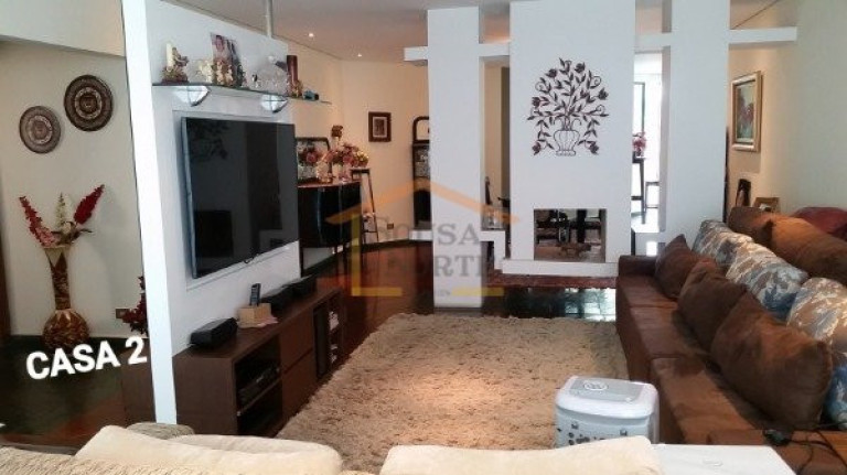 Sobrado com 7 Quartos à Venda, 550 m² em Mandaqui - São Paulo