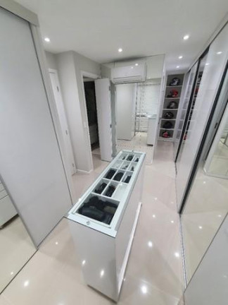 Imagem Apartamento com 4 Quartos à Venda, 225 m² em Barra Da Tijuca - Rio De Janeiro