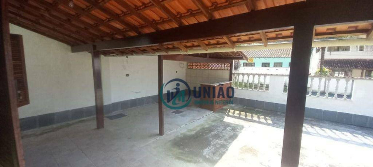 Imagem Casa com 3 Quartos à Venda, 300 m² em Serra Grande - Niterói Imagem Casa com 3 Quartos à Venda, 300 m² em Serra Grande - Niterói