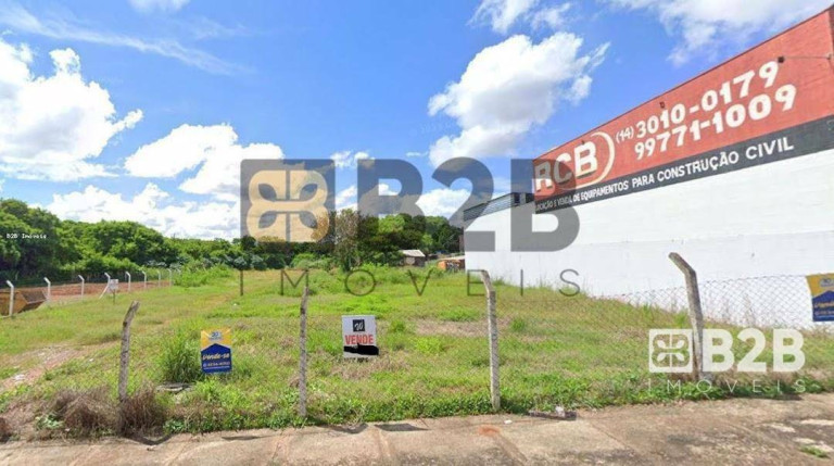 Terreno à Venda, 358 m² em Centro - Bauru