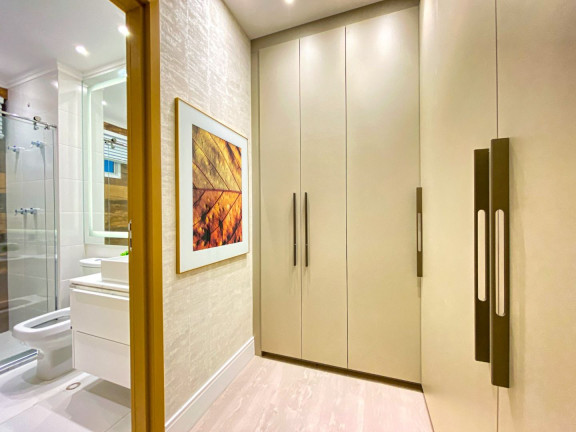 Imagem Apartamento com 3 Quartos à Venda, 134 m² em Gonzaga - Santos Imagem Apartamento com 3 Quartos à Venda, 134 m² em Gonzaga - Santos
