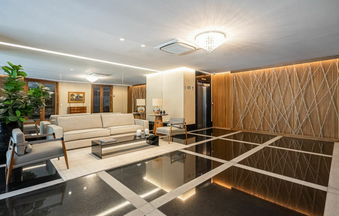 Imagem Apartamento com 4 Quartos à Venda, 256 m² em Moinhos De Vento - Porto Alegre Imagem Apartamento com 4 Quartos à Venda, 256 m² em Moinhos De Vento - Porto Alegre