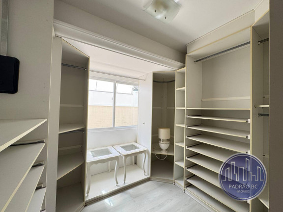 Imagem Apartamento com 3 Quartos para Alugar, 260 m² em Centro - Balneário Camboriú Imagem Apartamento com 3 Quartos para Alugar, 260 m² em Centro - Balneário Camboriú