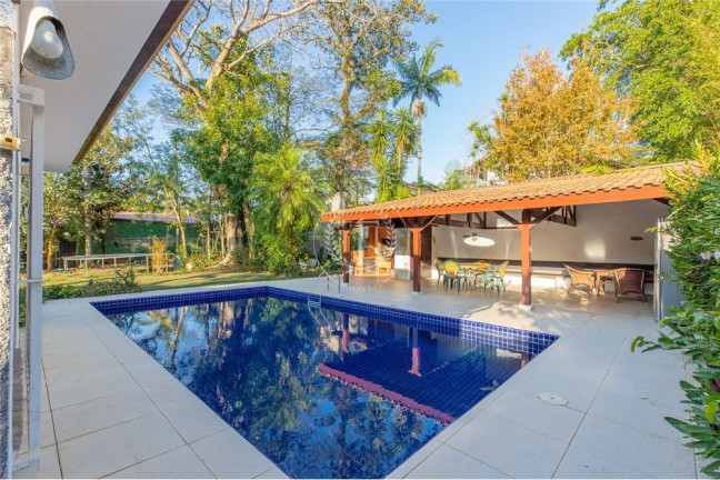 Imagem Casa com 5 Quartos à Venda, 371 m² em Jardim Marajoara - São Paulo Imagem Casa com 5 Quartos à Venda, 371 m² em Jardim Marajoara - São Paulo