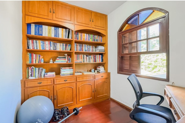 Imagem Casa com 5 Quartos à Venda, 208 m² em Parque Dos Maias - Porto Alegre Imagem Casa com 5 Quartos à Venda, 208 m² em Parque Dos Maias - Porto Alegre