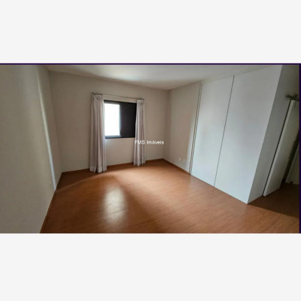 Imagem Imóvel com 3 Quartos à Venda, 167 m² em Moema - São Paulo Imagem Imóvel com 3 Quartos à Venda, 167 m² em Moema - São Paulo