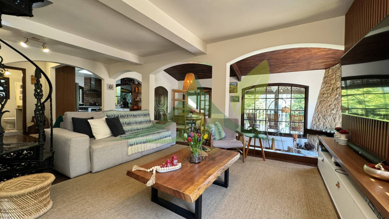 Imagem Chácara com 4 Quartos à Venda, 1.550 m² em Portão - Atibaia