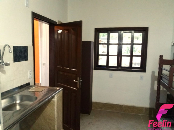 Imagem Casa com 6 Quartos à Venda, 220 m² em Ribeirão Da Ilha - Florianópolis Imagem Casa com 6 Quartos à Venda, 220 m² em Ribeirão Da Ilha - Florianópolis