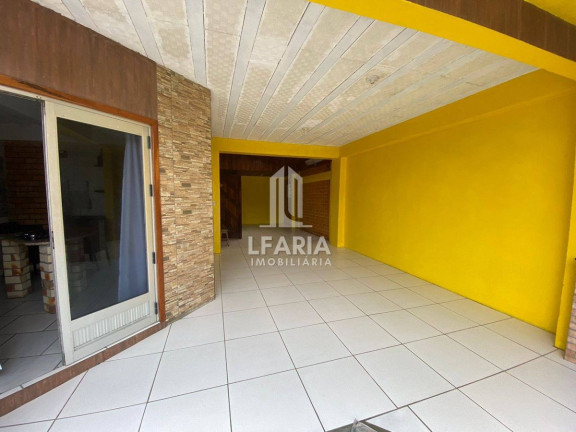 Imagem Casa com 5 Quartos para Temporada, em Cambiju - Itapoá Imagem Casa com 5 Quartos para Temporada, em Cambiju - Itapoá